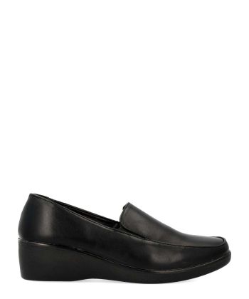 VVNN Zapato mocasín negro cuña mujer