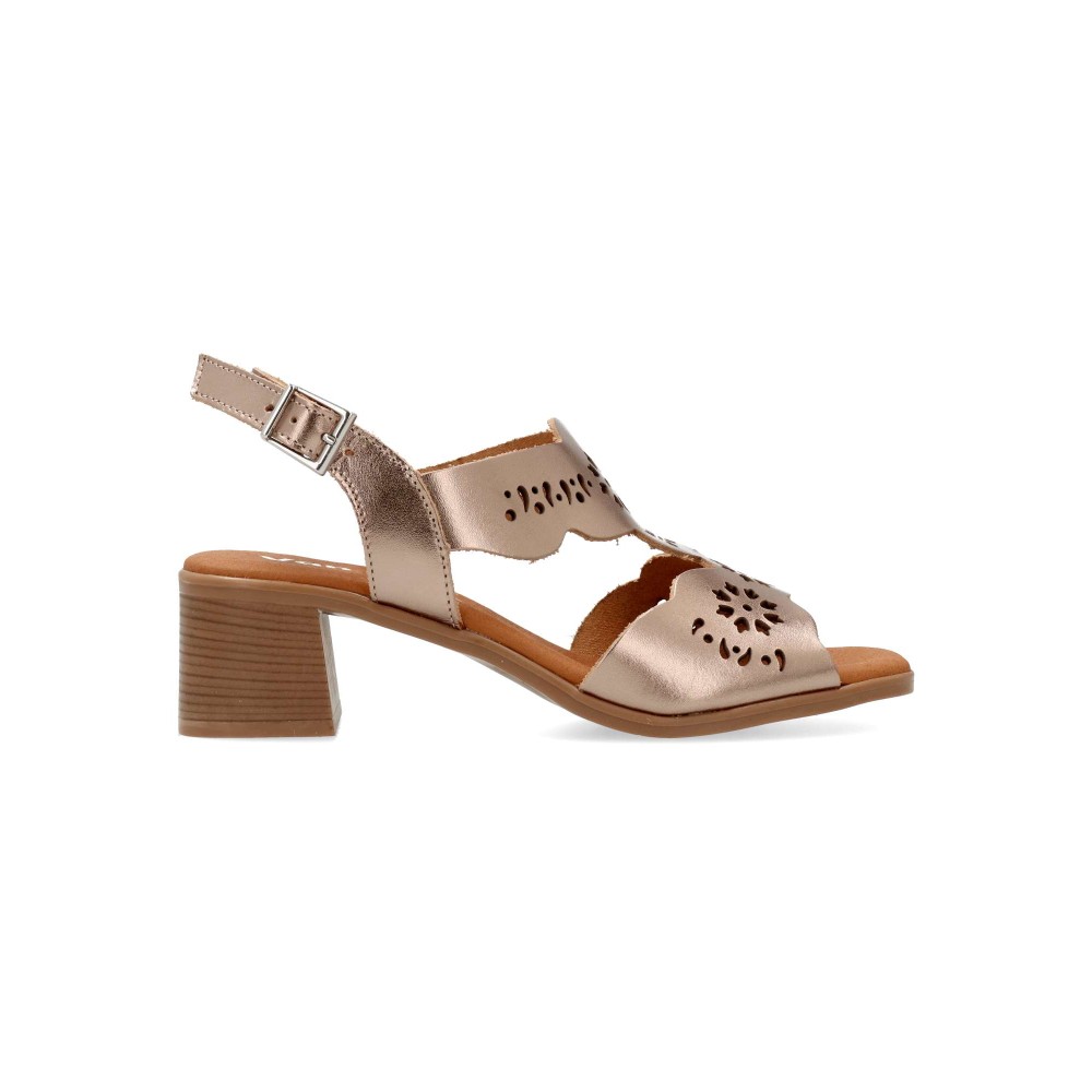 VANESSA Sandalia piel confort metalizada