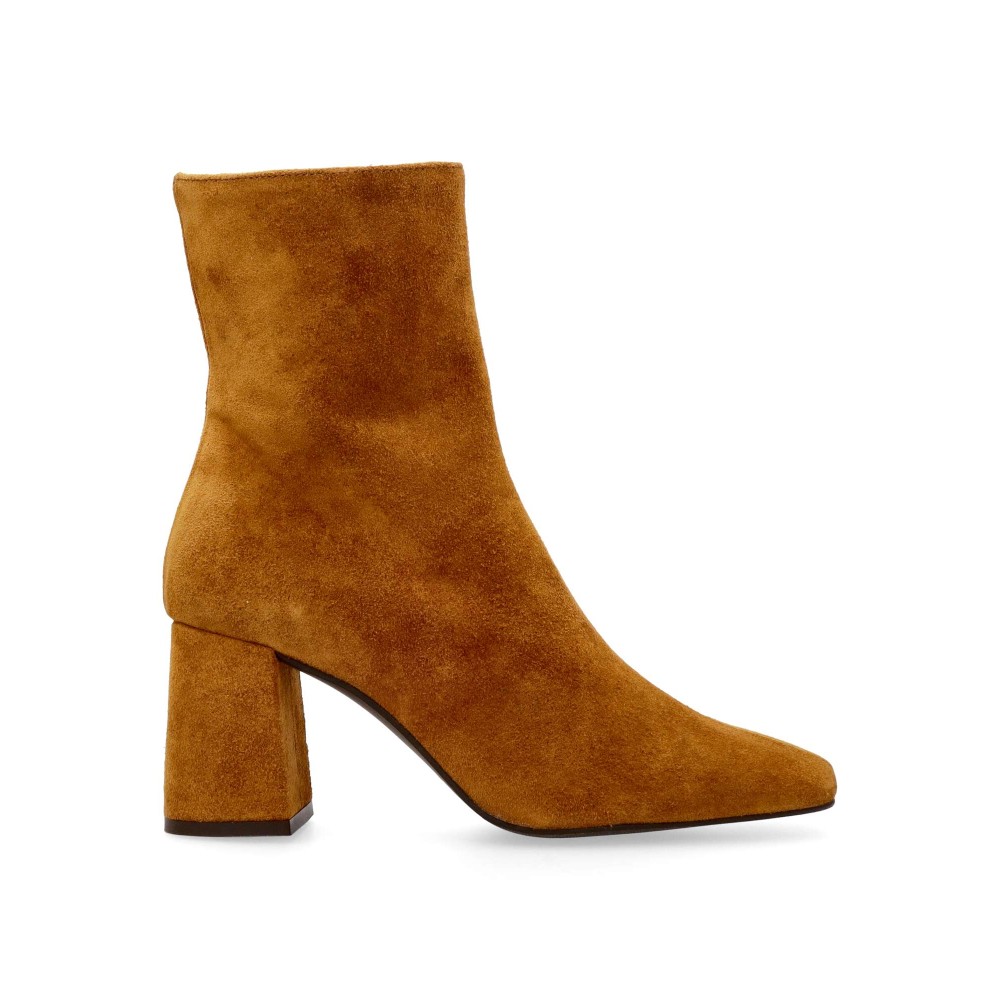 ANGEL ALARCON Botín piel serraje suave mujer Drimia