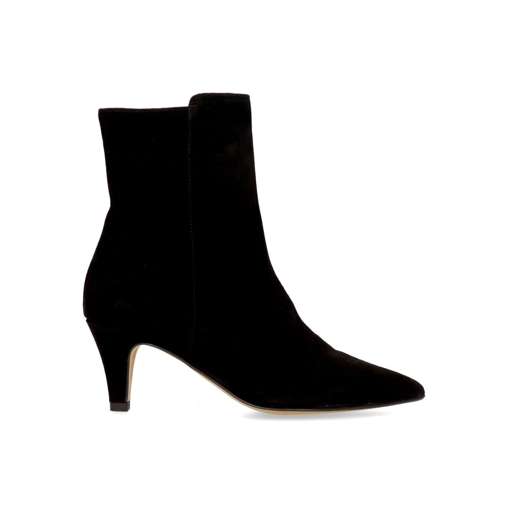 ANGEL ALARCON Botines piel serraje confort mujer Estra