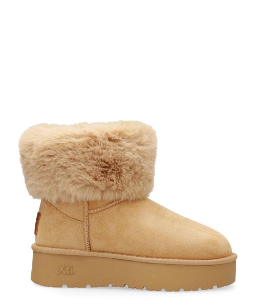 XTI Bota australiana pelo cálido y confort