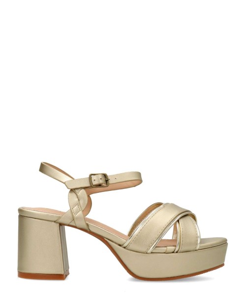 VANESSA Sandalia fiesta metalizada tacón ancho