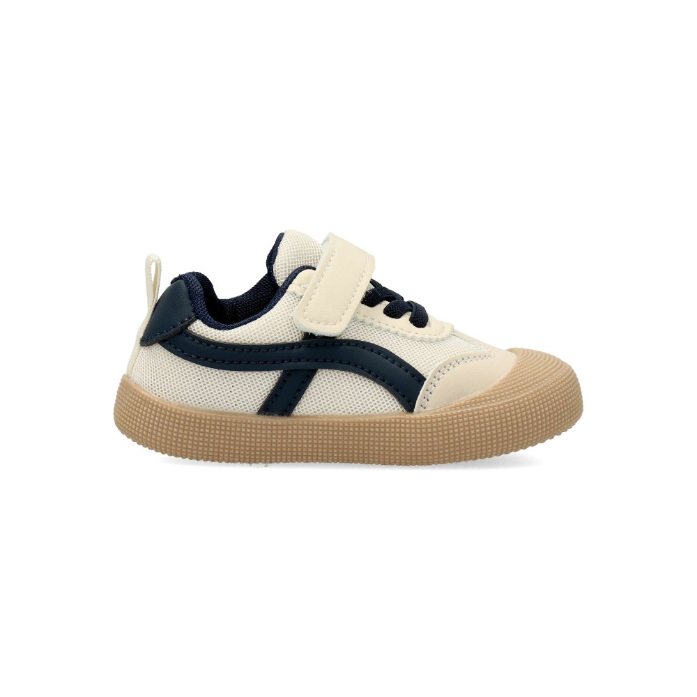 PEKES Deportivas casual respetuosas