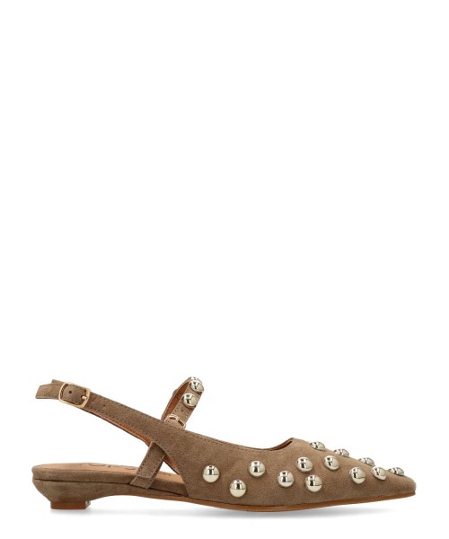 TOP3 Zapato salón tachas punta fina