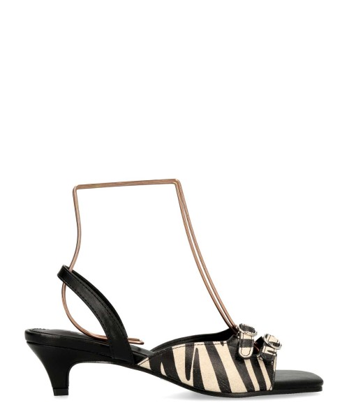 ISTERIA Sandalia confort estampado cebra