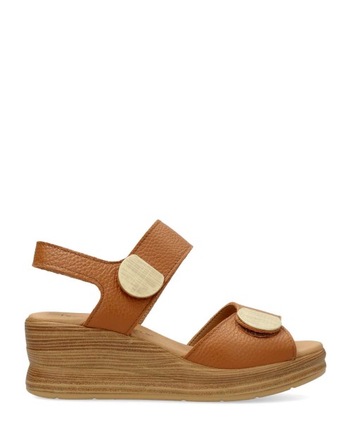 PITILLOS Sandalia piel cuña efecto madera