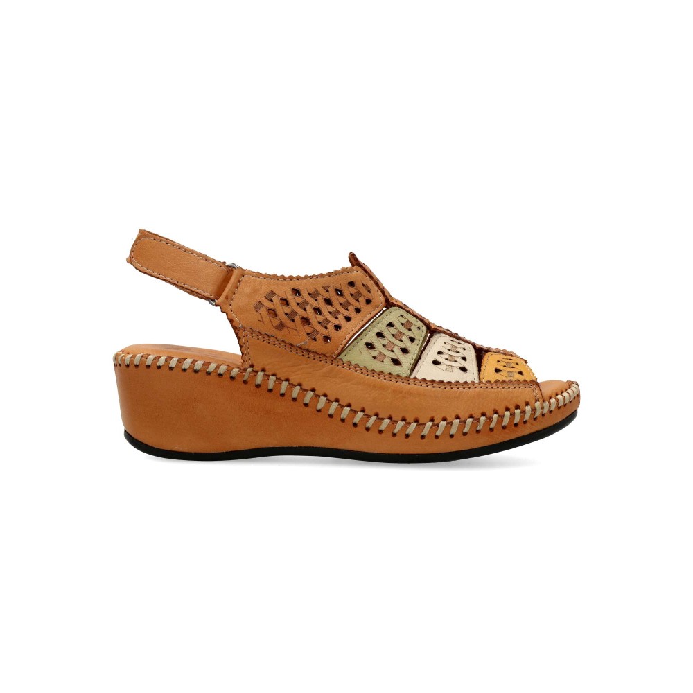 48+ HOURS Sandalia piel confort troquelada