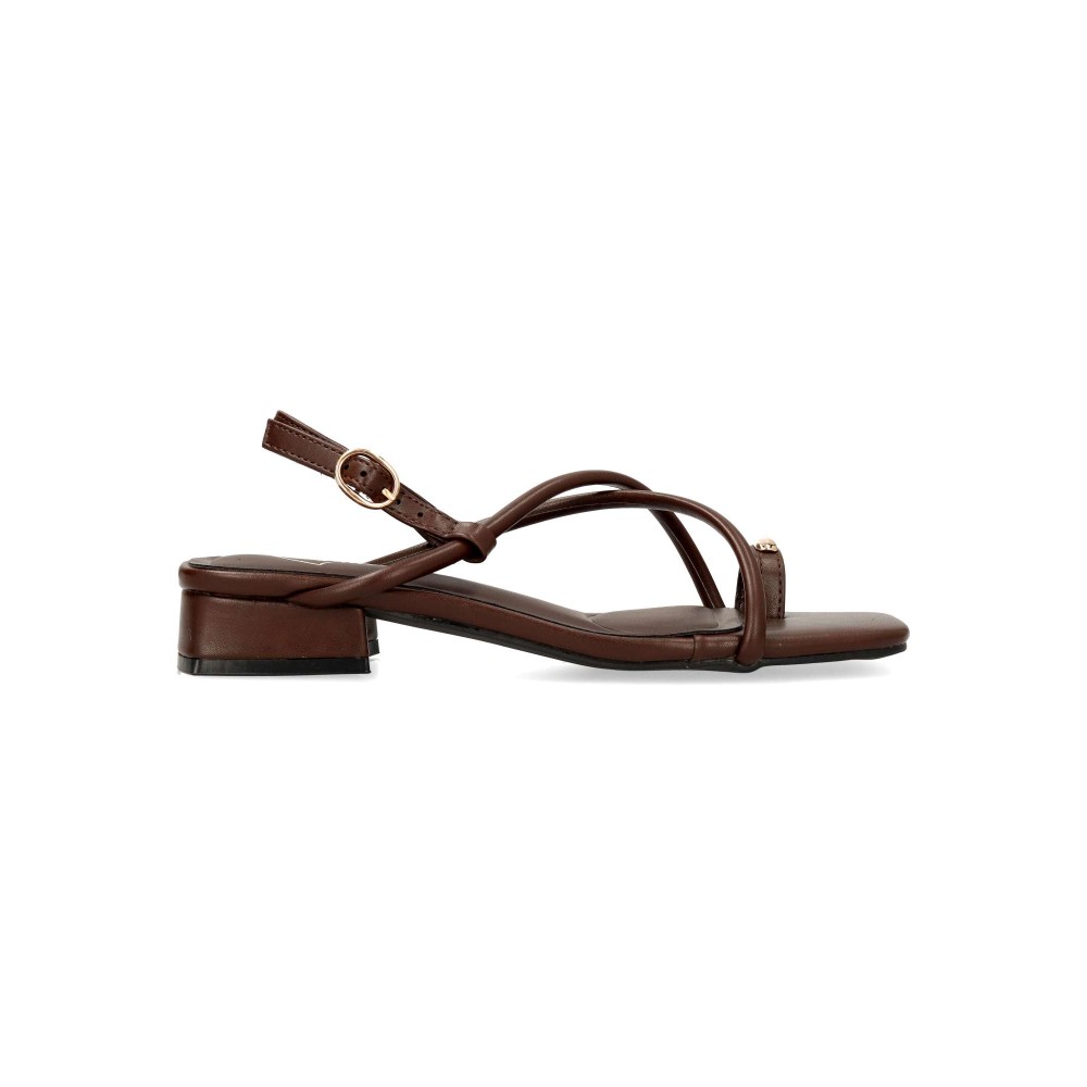 VANESSA Sandalia confort tiras cruzadas mujer