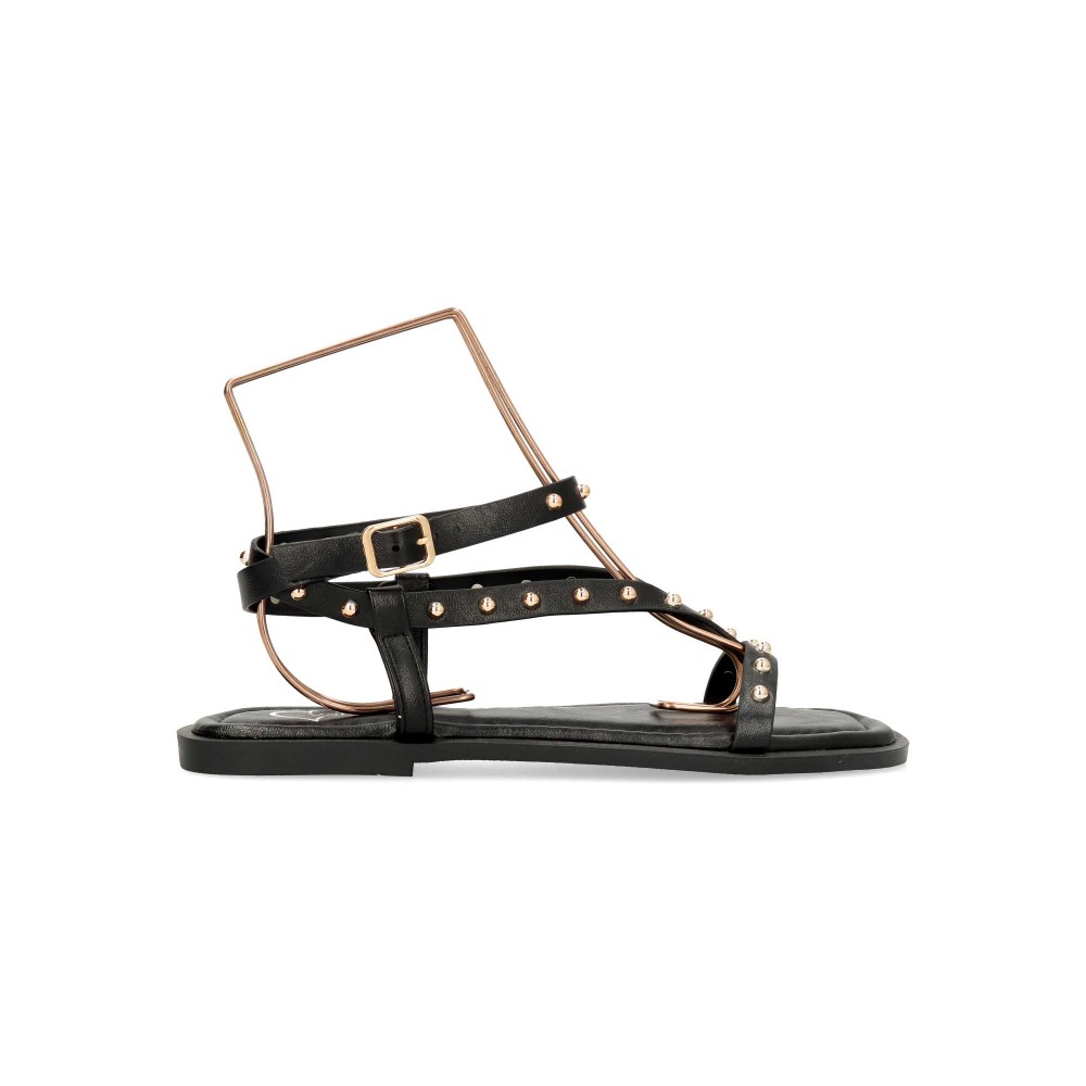 VANESSA Sandalia elegante tachas mujer