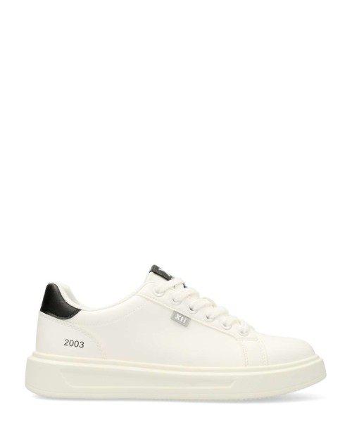 XTI Zapatilla deportiva casual clásica hombre