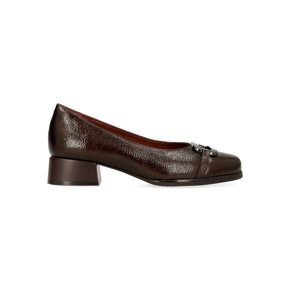 VVNN Zapato salón charol mujer hebilla